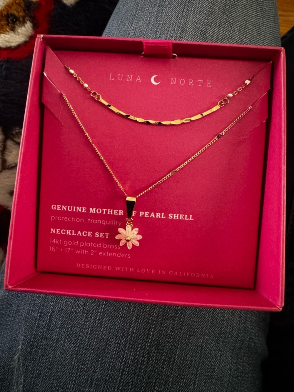 Luna Norte Gold Plated Pink Mother of Pearl Flower Necklace Set